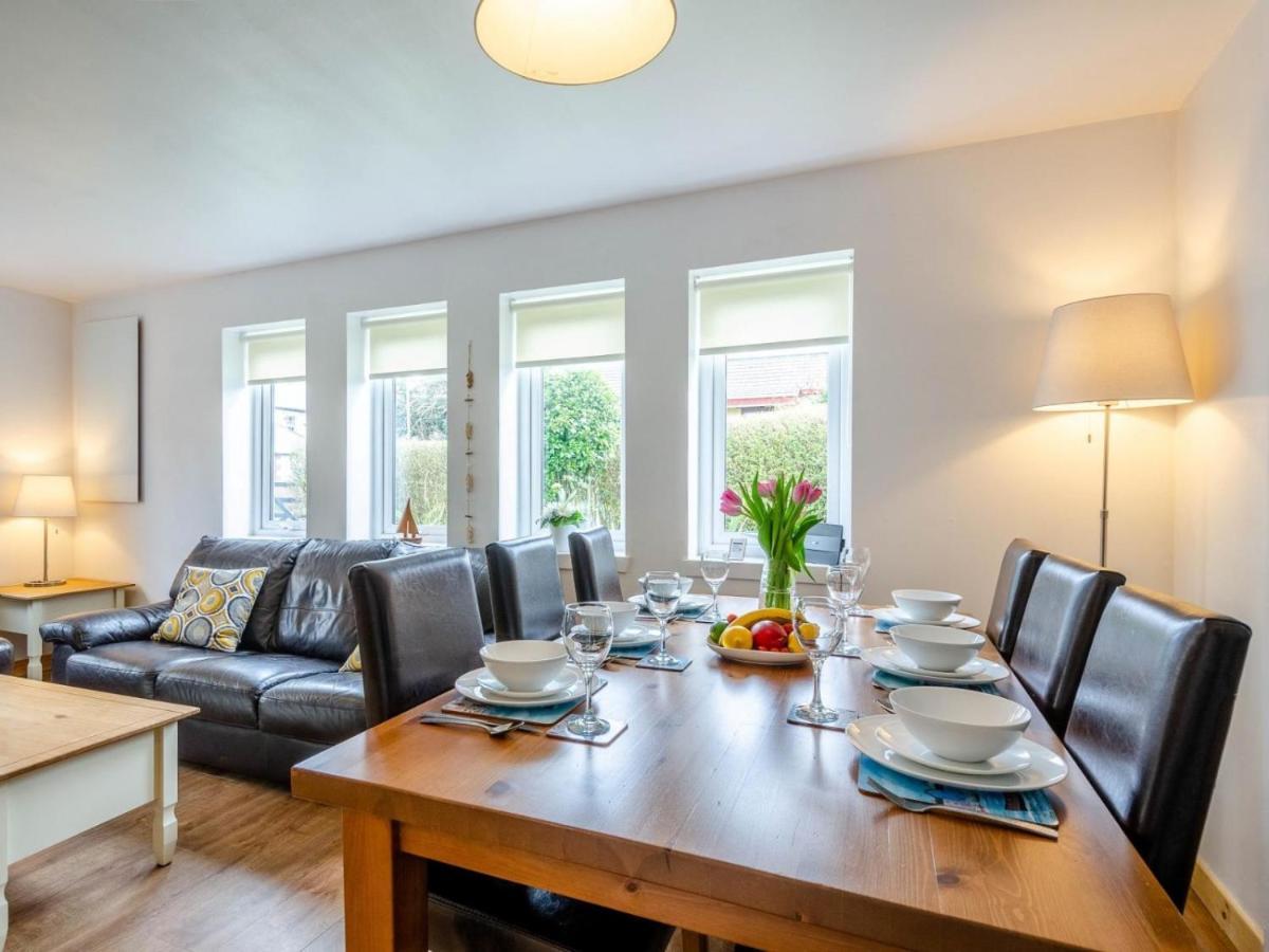 Cosy 3 Bedroom Home In Centre Of Brodick Kültér fotó